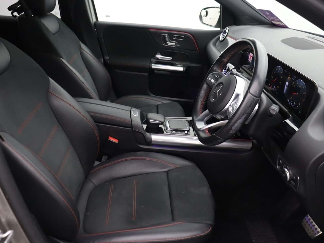 Mercedes-Benz B Class