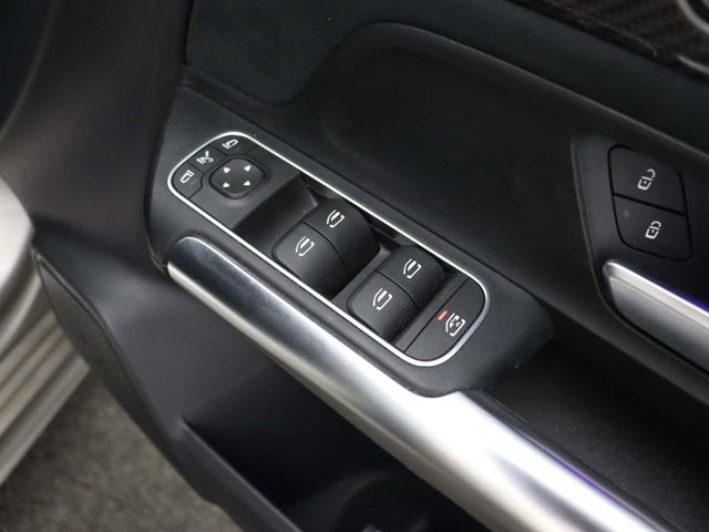 Mercedes-Benz B Class