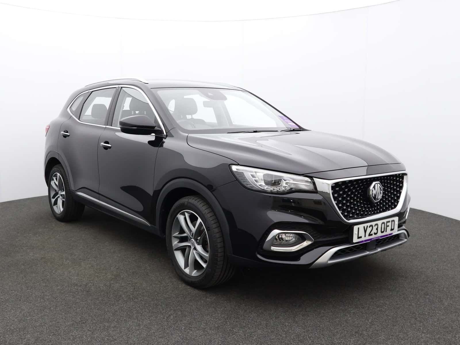 MG Mg Hs listing photo