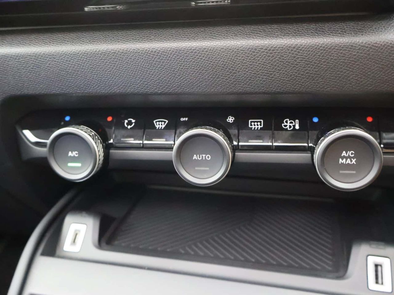 Citroen e-C4