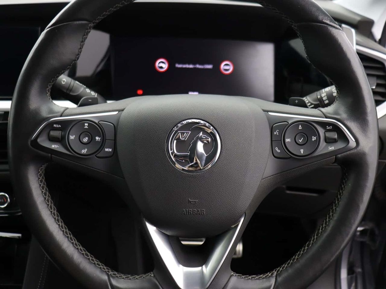 Vauxhall Grandland 