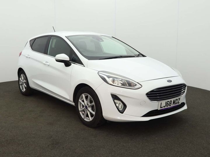 2018 FORD FIESTA FORD FIESTA 1.1 ZETEC 5DR CITY PACK PRIVACY GLASS MANUAL PETROL 35,584... photo