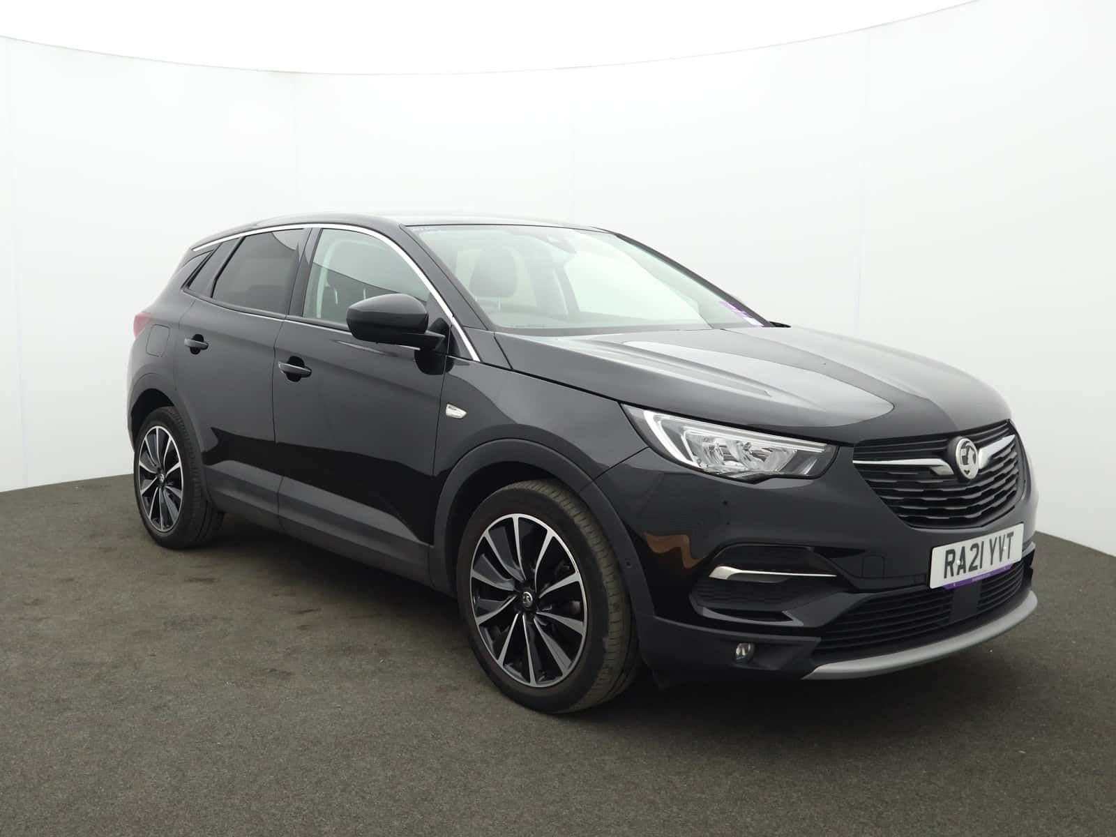 Vauxhall Grandland X listing photo