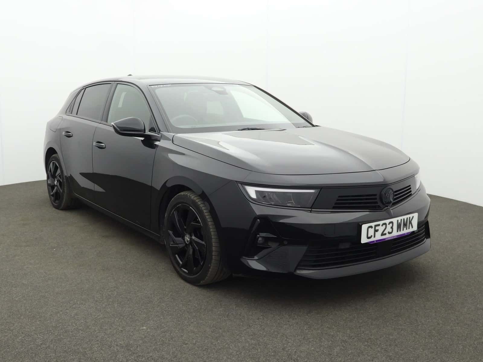 Vauxhall Astra listing photo
