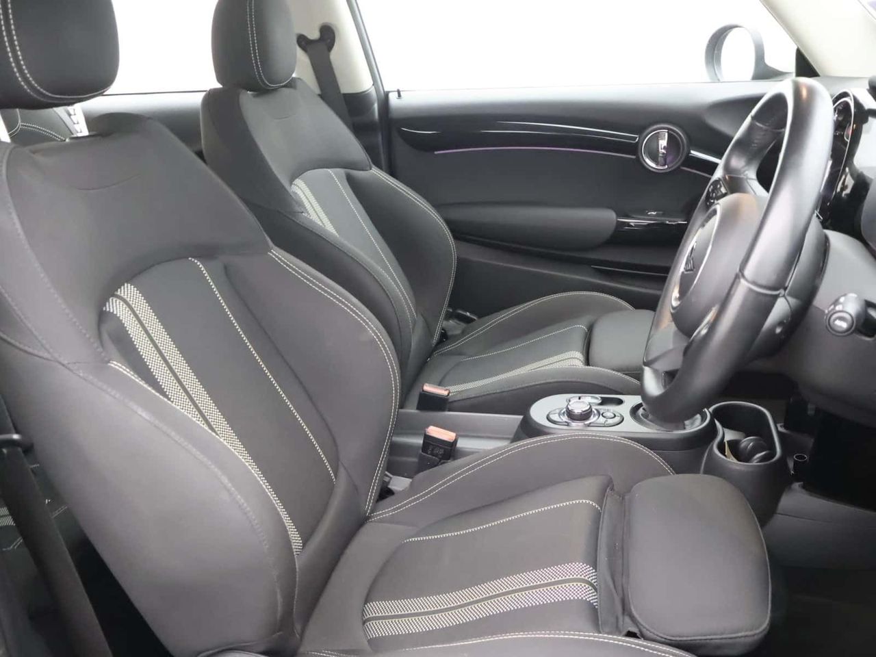 MINI Electric Hatch