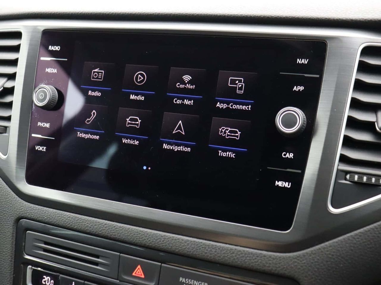 Volkswagen Golf SV 