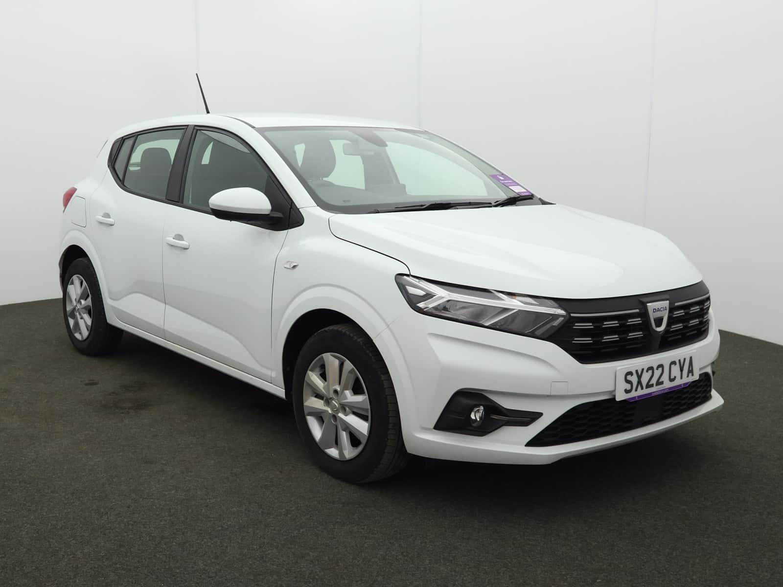 Dacia Sandero listing photo