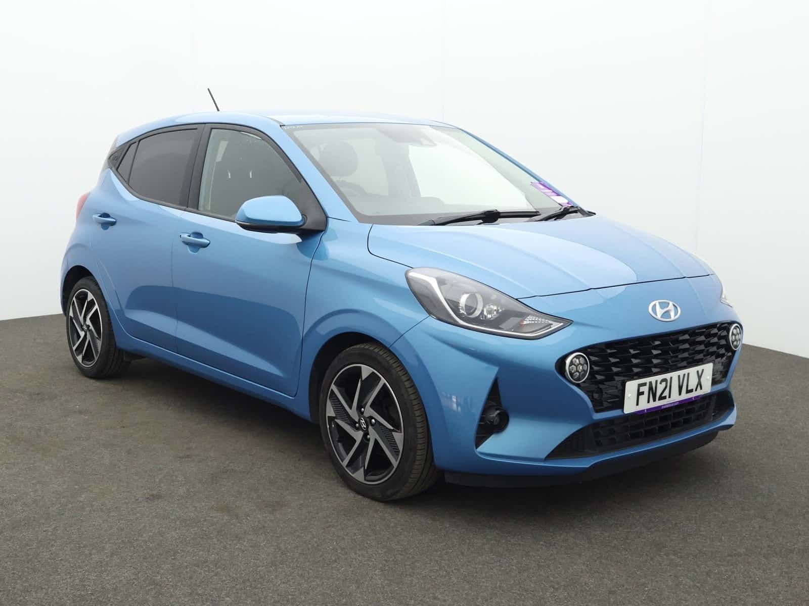 Hyundai i10 listing photo