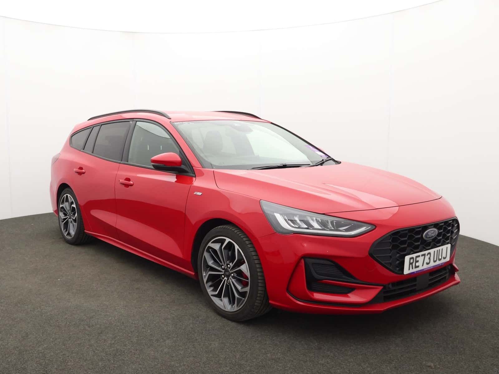 Ford Focus listing photo
