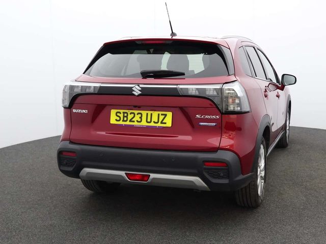 Suzuki S-Cross