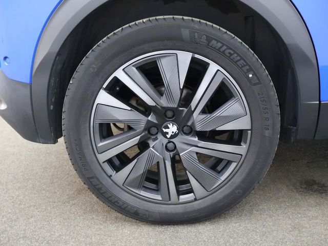 Peugeot E-2008