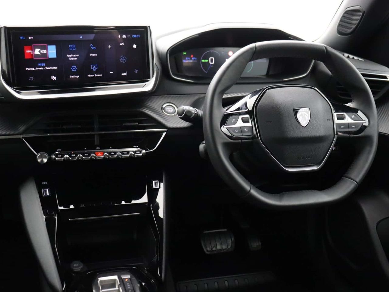 Peugeot E-2008 
