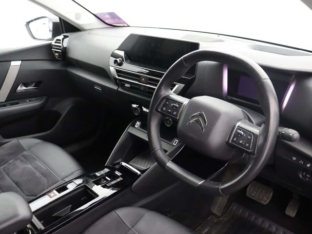 Citroen e-C4 X