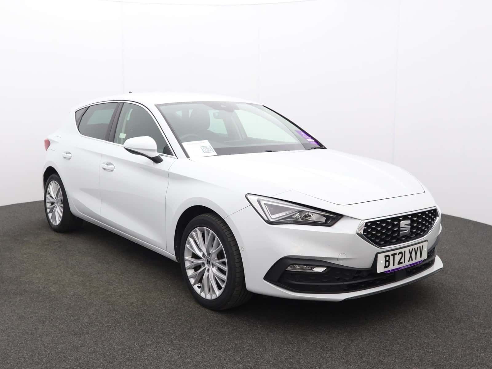 SEAT Leon listing photo