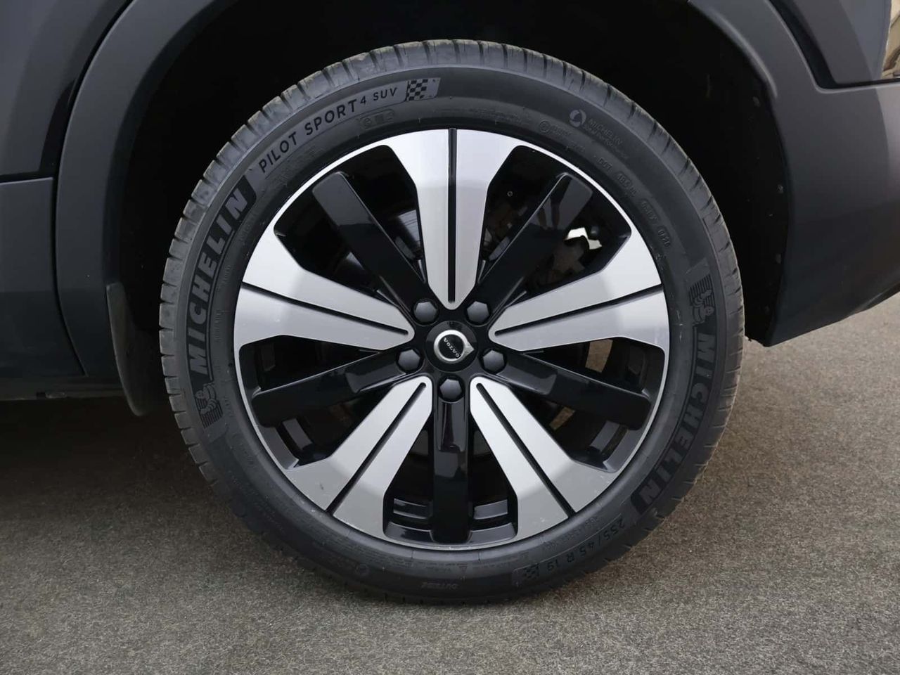Volvo C40