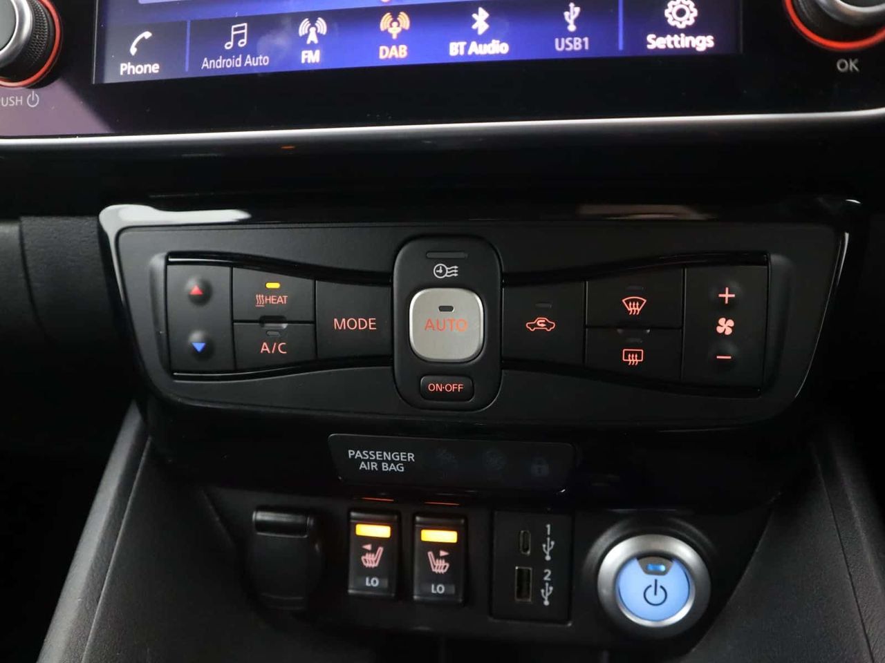 Nissan Leaf 