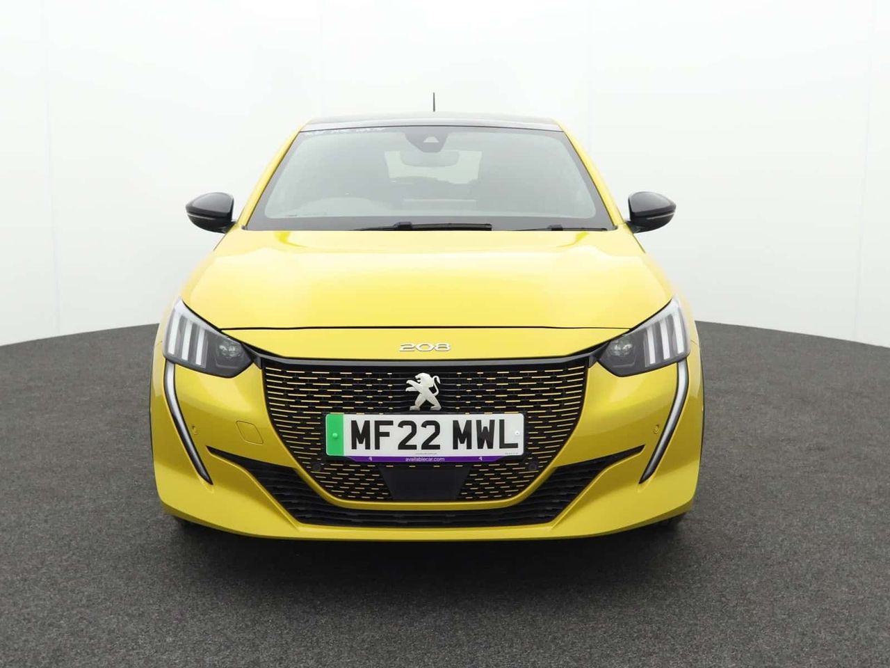Peugeot E-208 