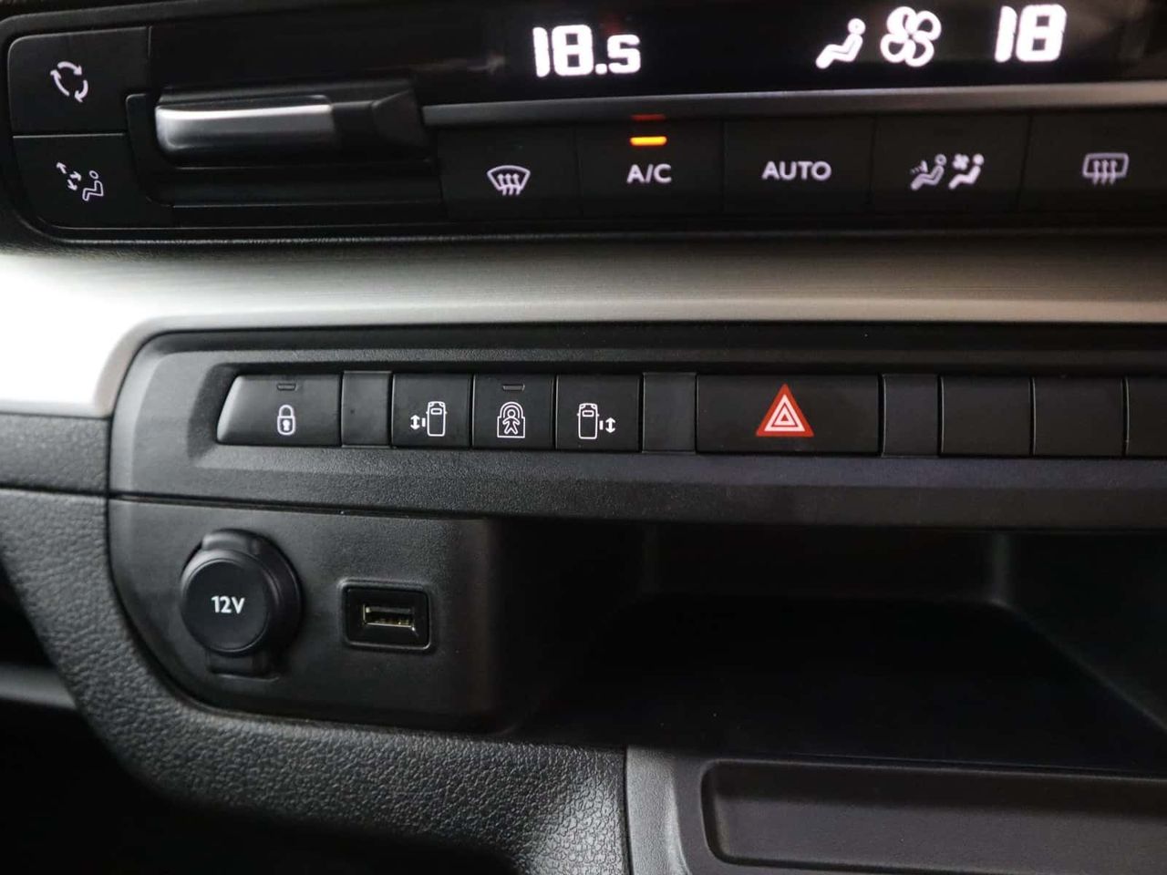 Vauxhall Vivaro Life Electric 