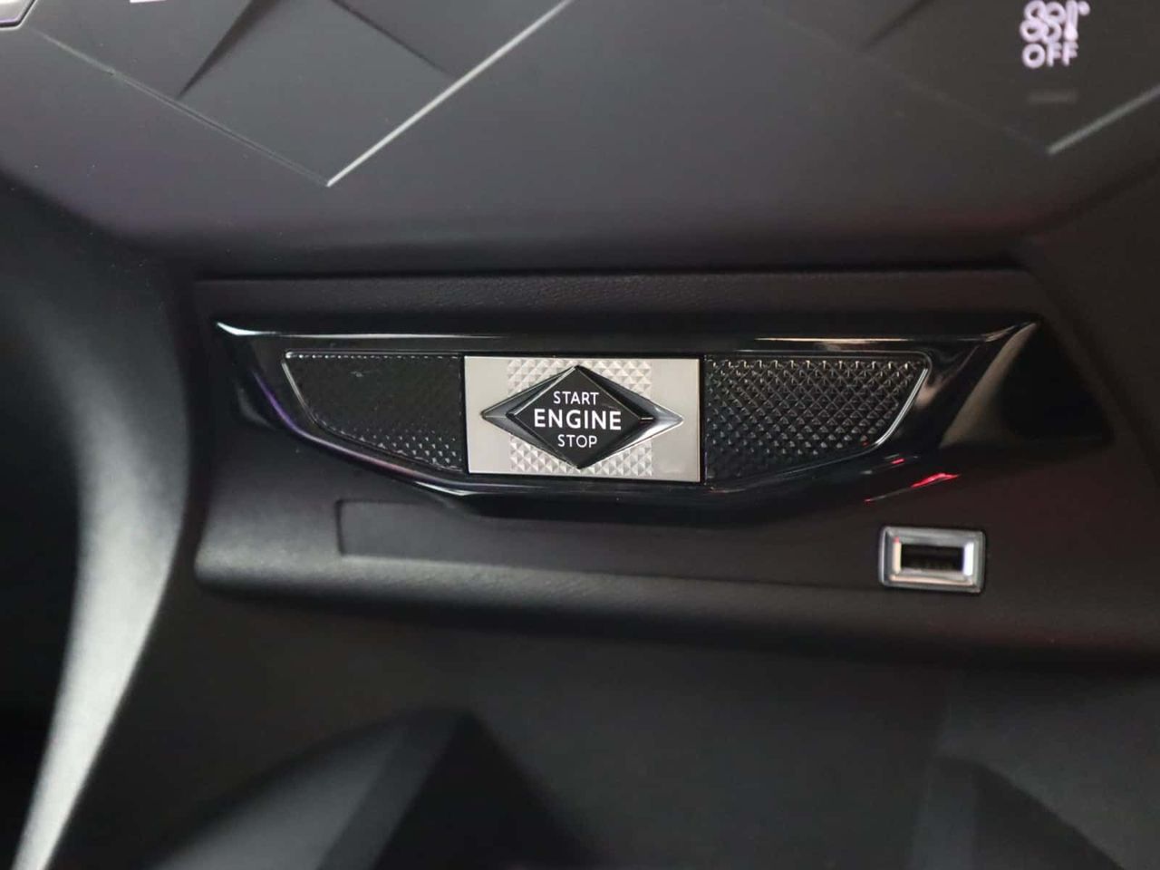 DS AUTOMOBILES DS 3 CROSSBACK