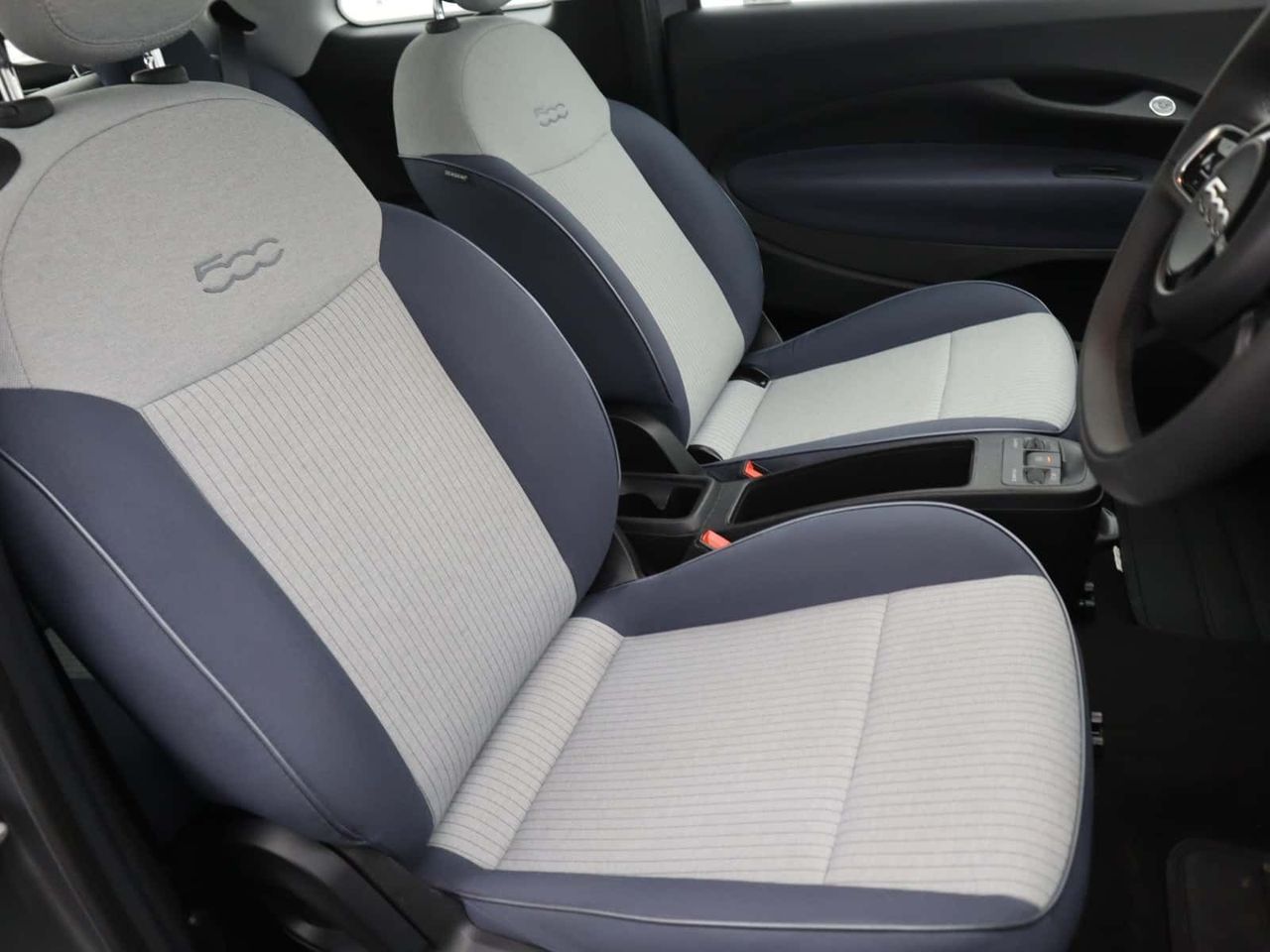 Fiat 500e 