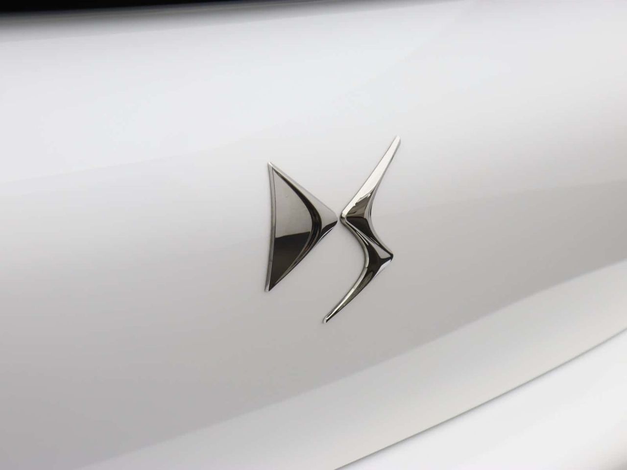 DS AUTOMOBILES DS 3 CROSSBACK 