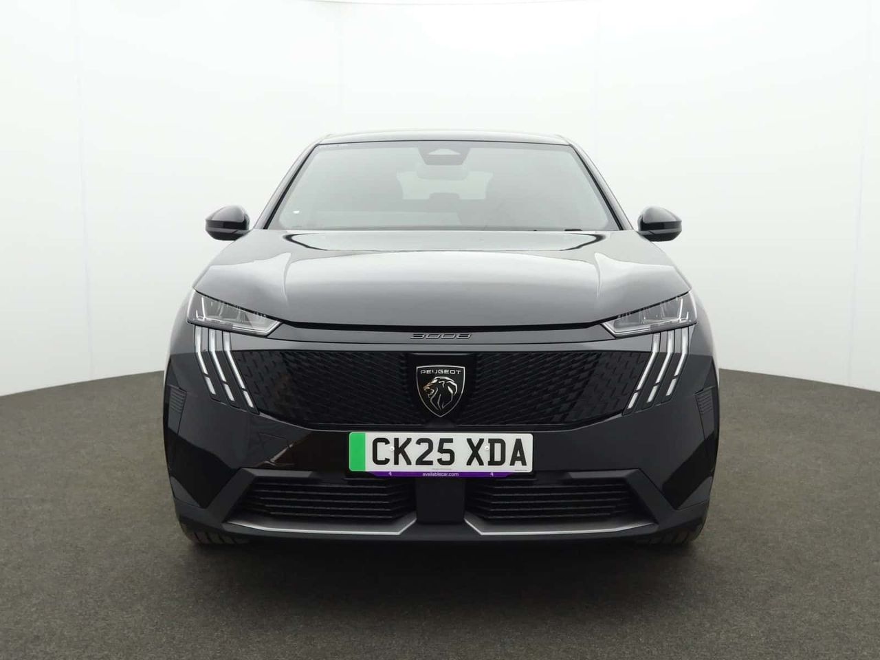 Peugeot E-3008