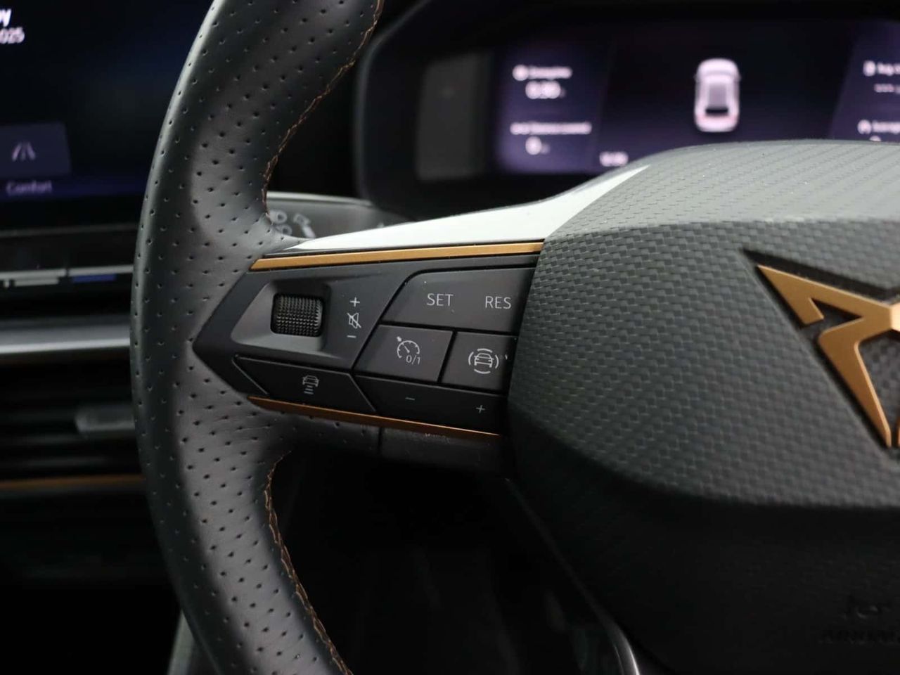 CUPRA Leon 