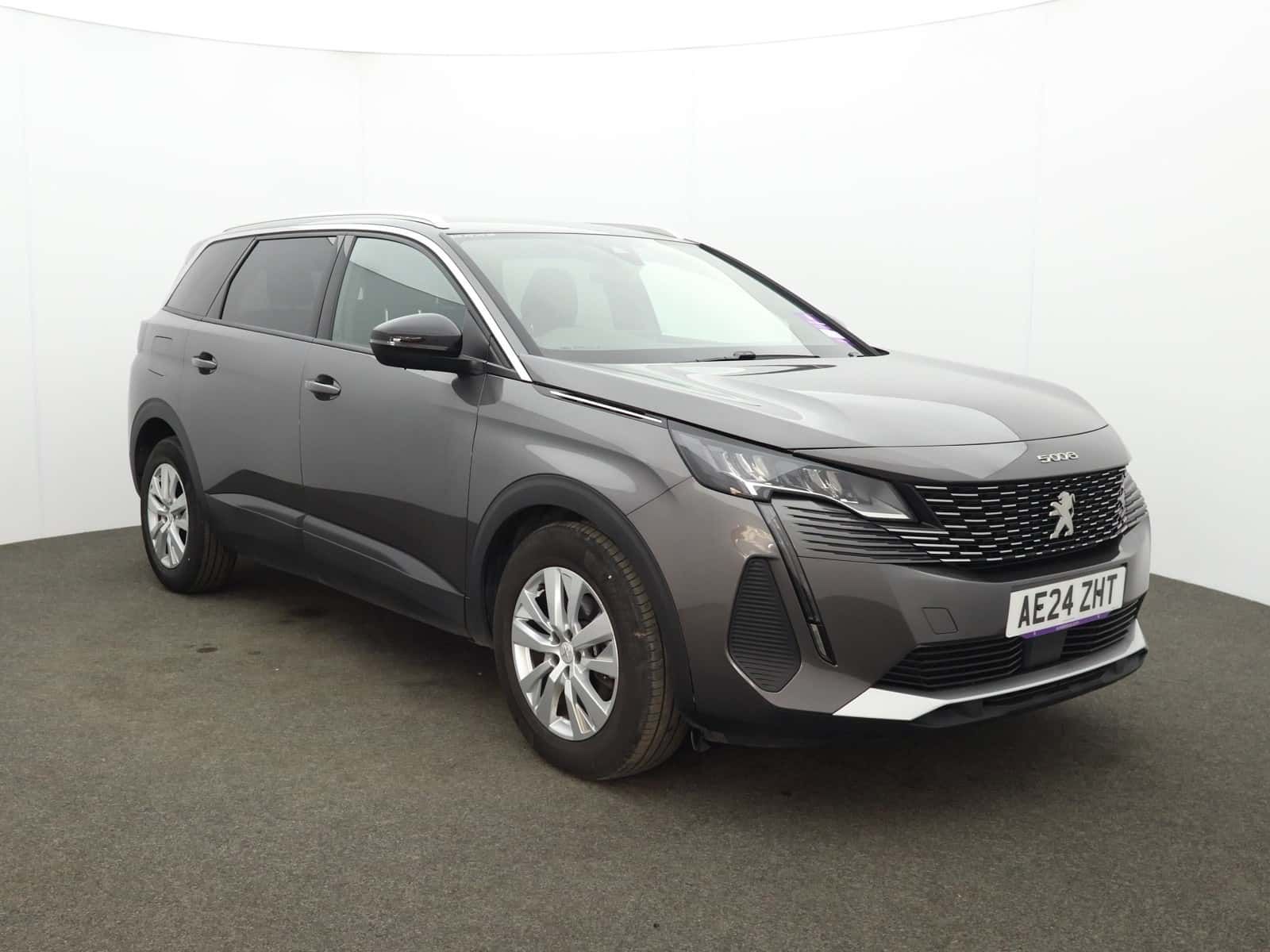 Peugeot 5008 listing photo