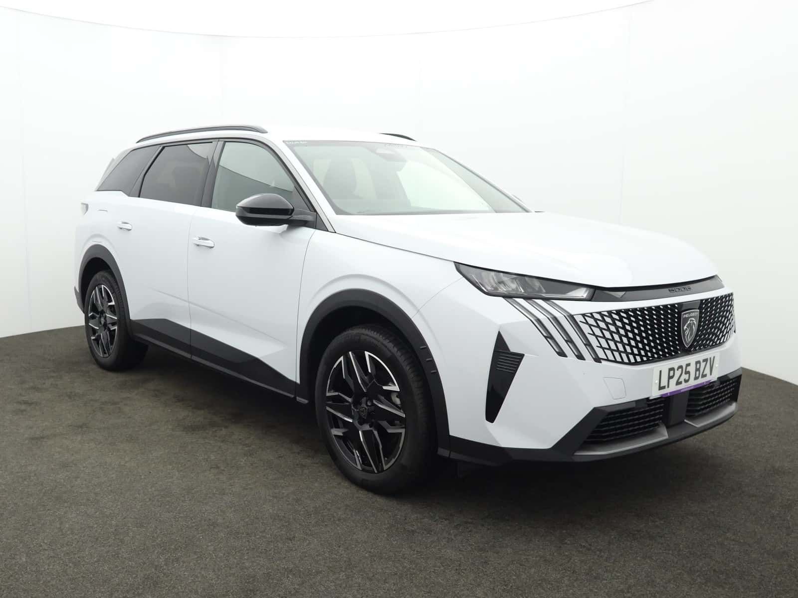 Peugeot 5008 listing photo