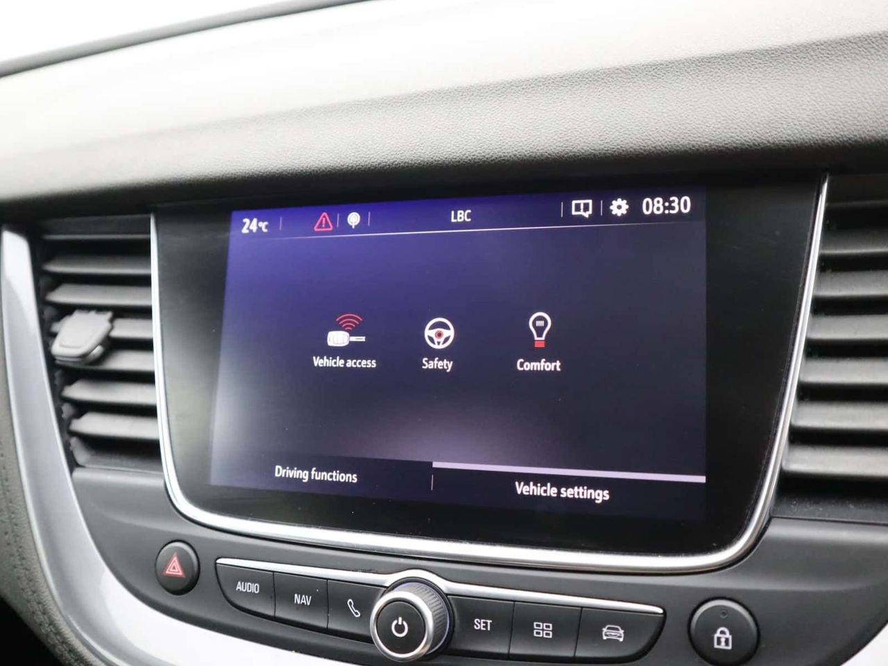 Vauxhall Grandland X 