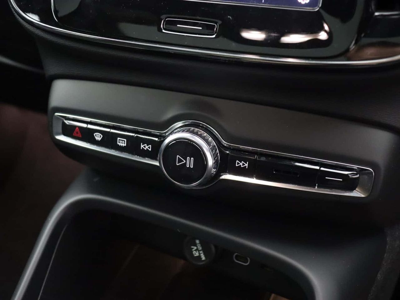 Volvo C40 