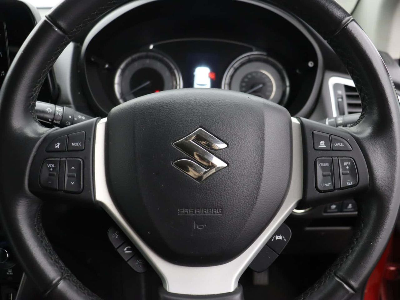 Suzuki S-Cross