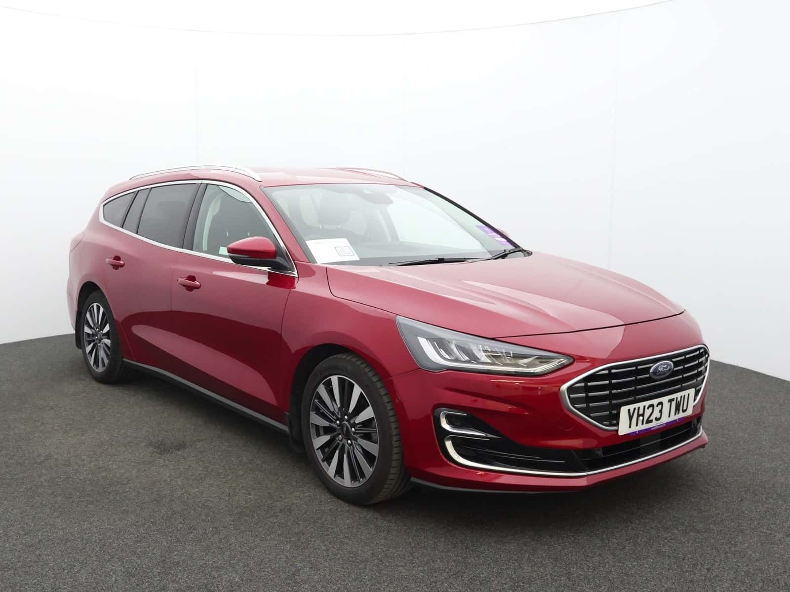 Ford Focus listing photo
