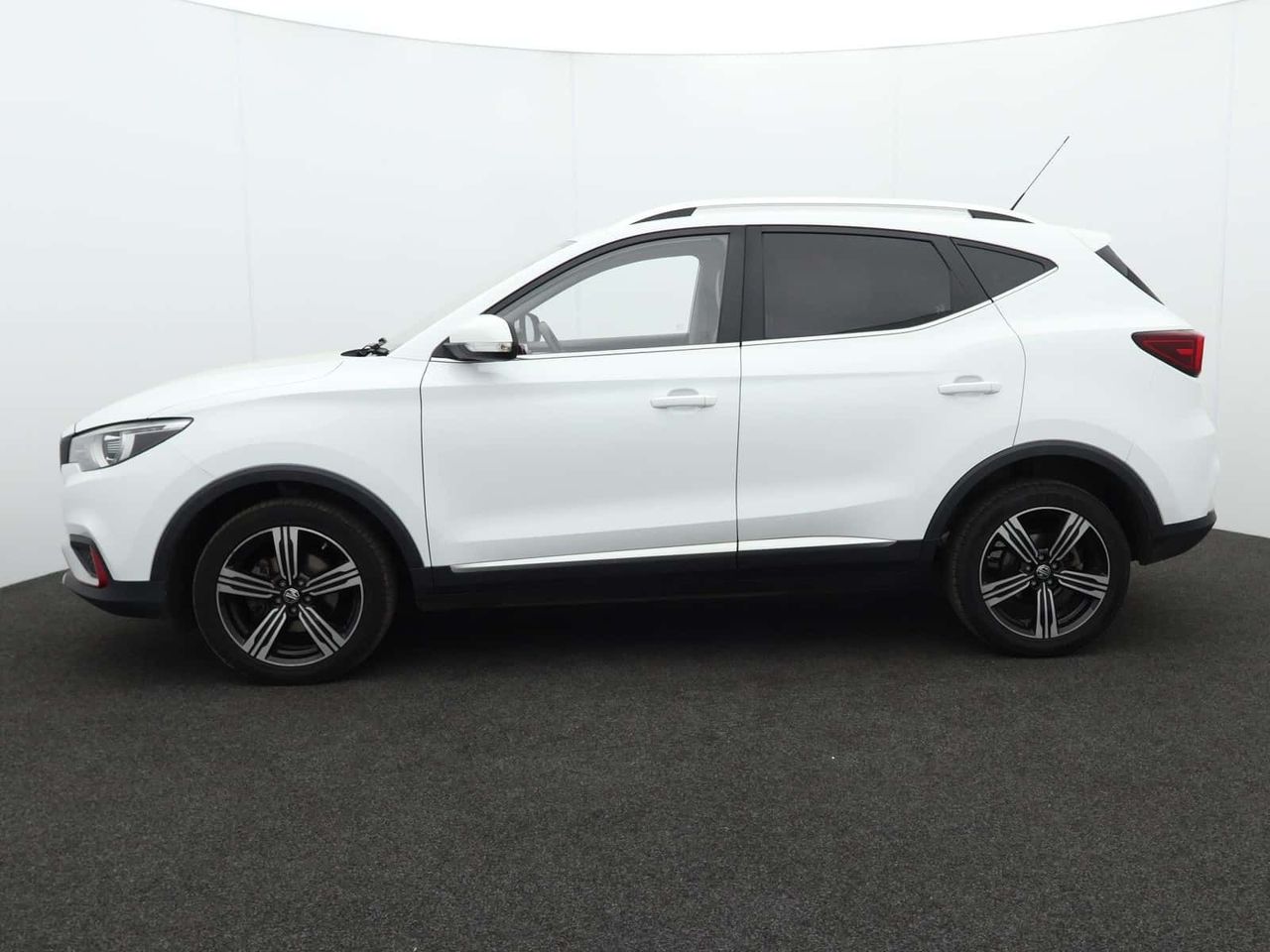 MG MG ZS 