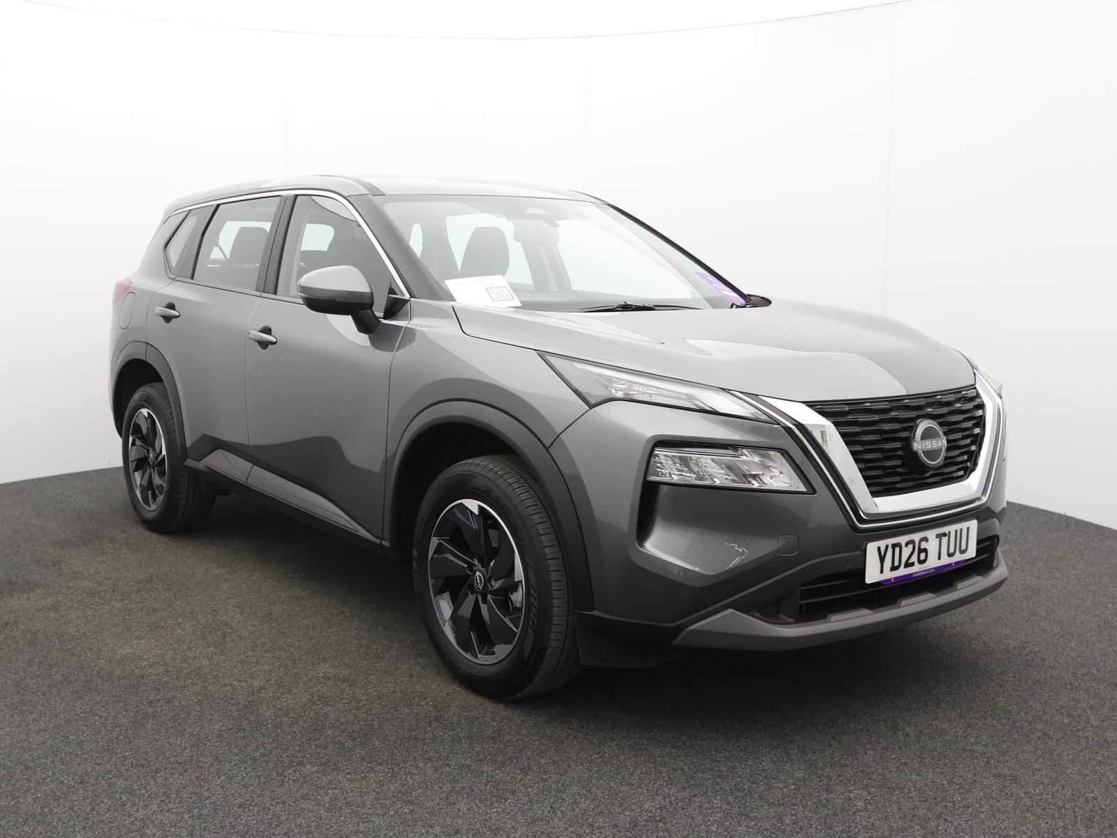 Nissan X-Trail listing photo