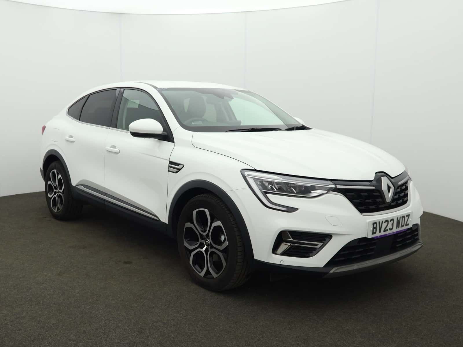 Renault Arkana listing photo