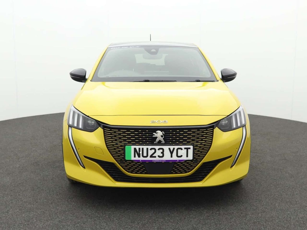 Peugeot E-208 
