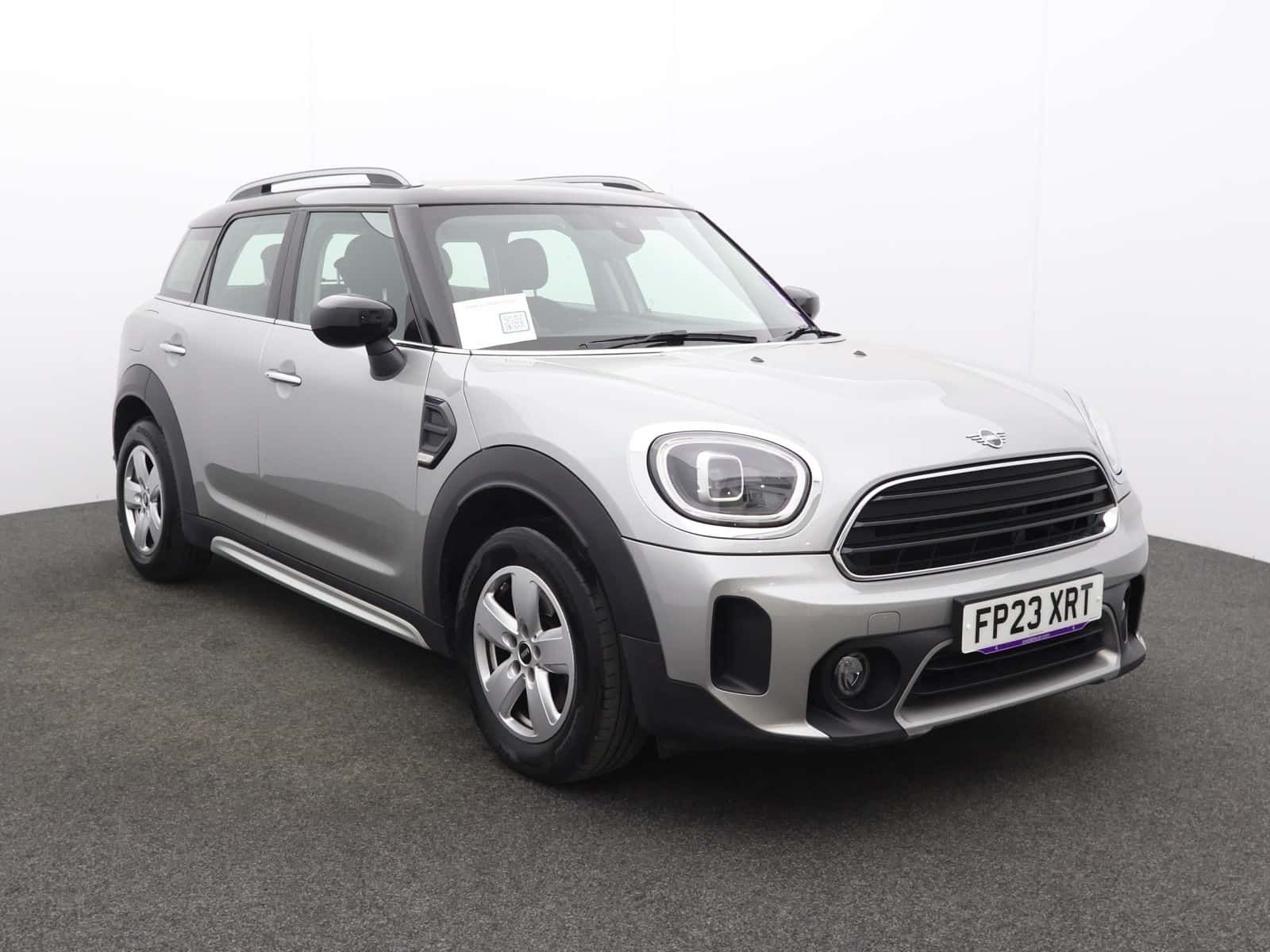 MINI Countryman listing photo