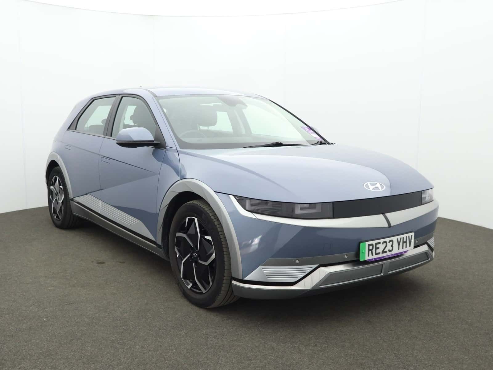 Hyundai Ioniq 5 listing photo