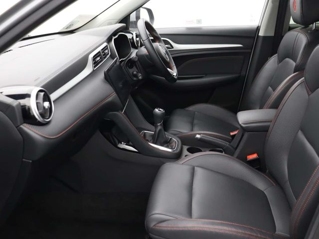 MG MG ZS