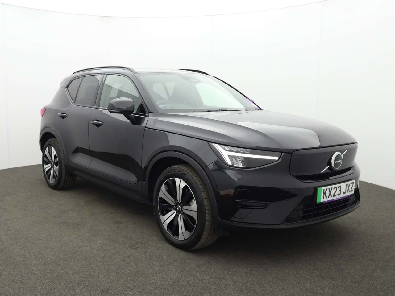 2023 Volvo XC40