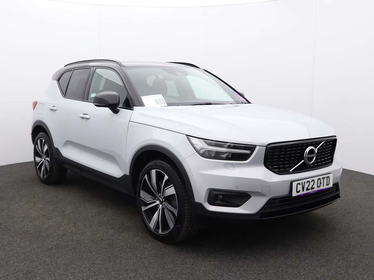 2022 Volvo XC40