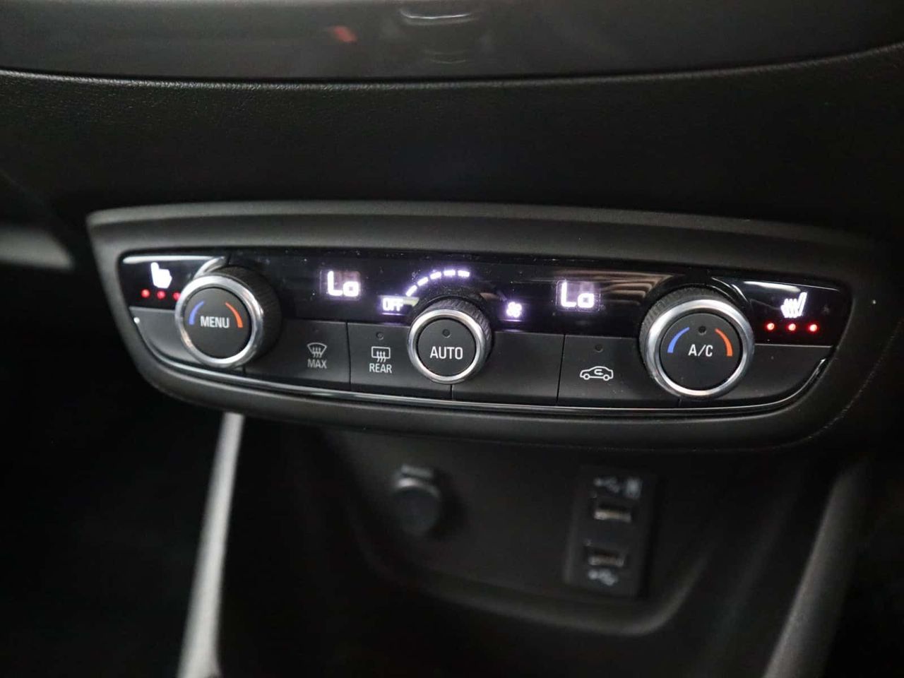 Vauxhall Crossland 