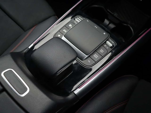 Mercedes-Benz B Class
