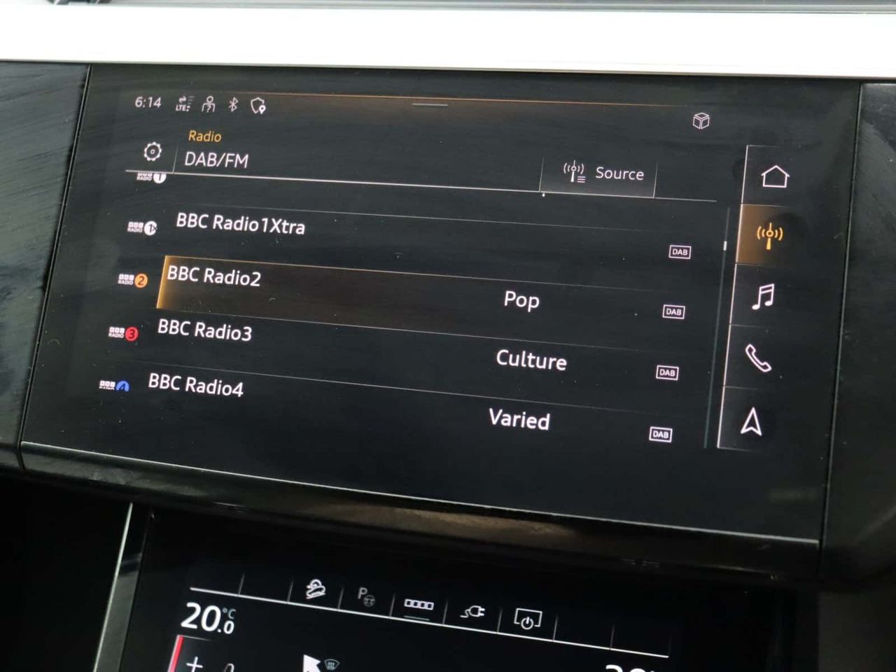Audi e-tron 