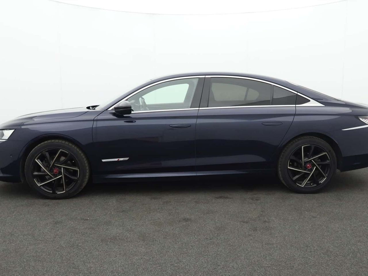 DS AUTOMOBILES DS 9 