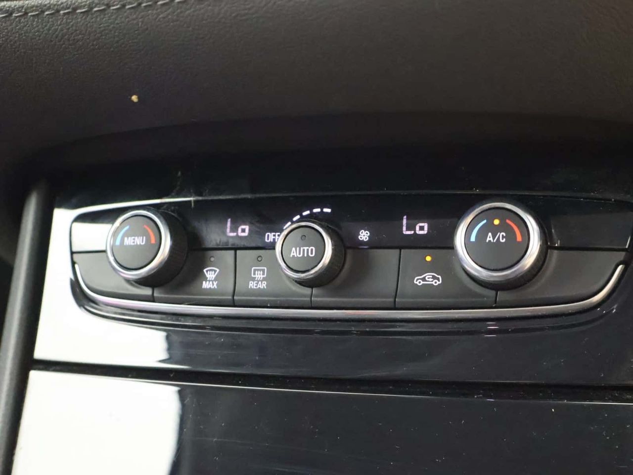 Vauxhall Grandland X