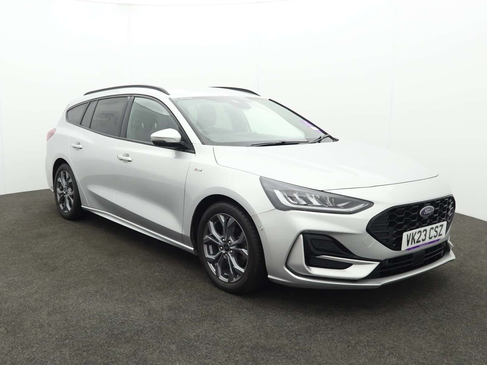 Ford Focus listing photo