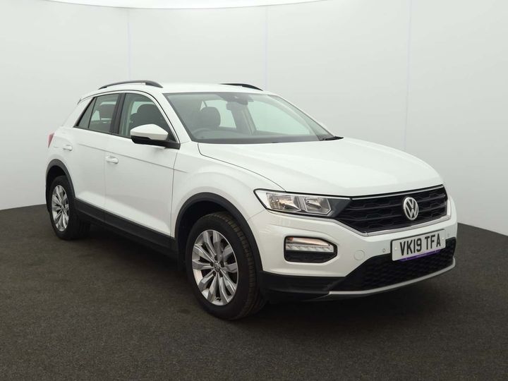2019 VOLKSWAGEN T ROC VOLKSWAGEN T ROC 1.6 TDI 115 SE 5DR 2WD MANUAL DIESEL 45,549... photo