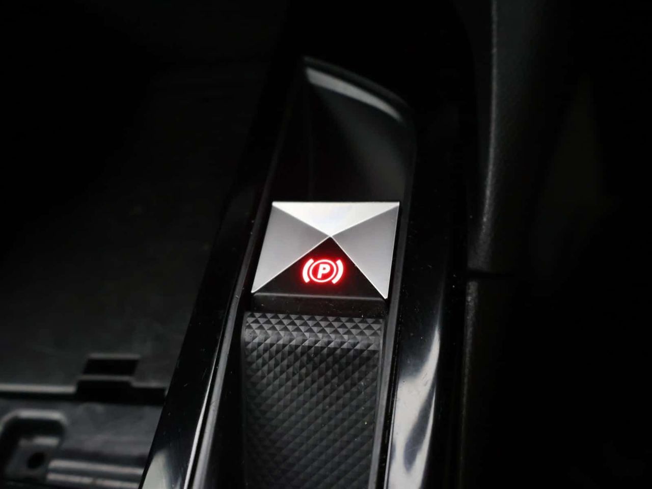 DS AUTOMOBILES DS 3 CROSSBACK